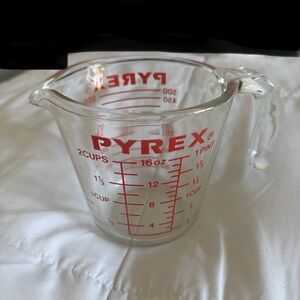 2-cup Measuring Cup